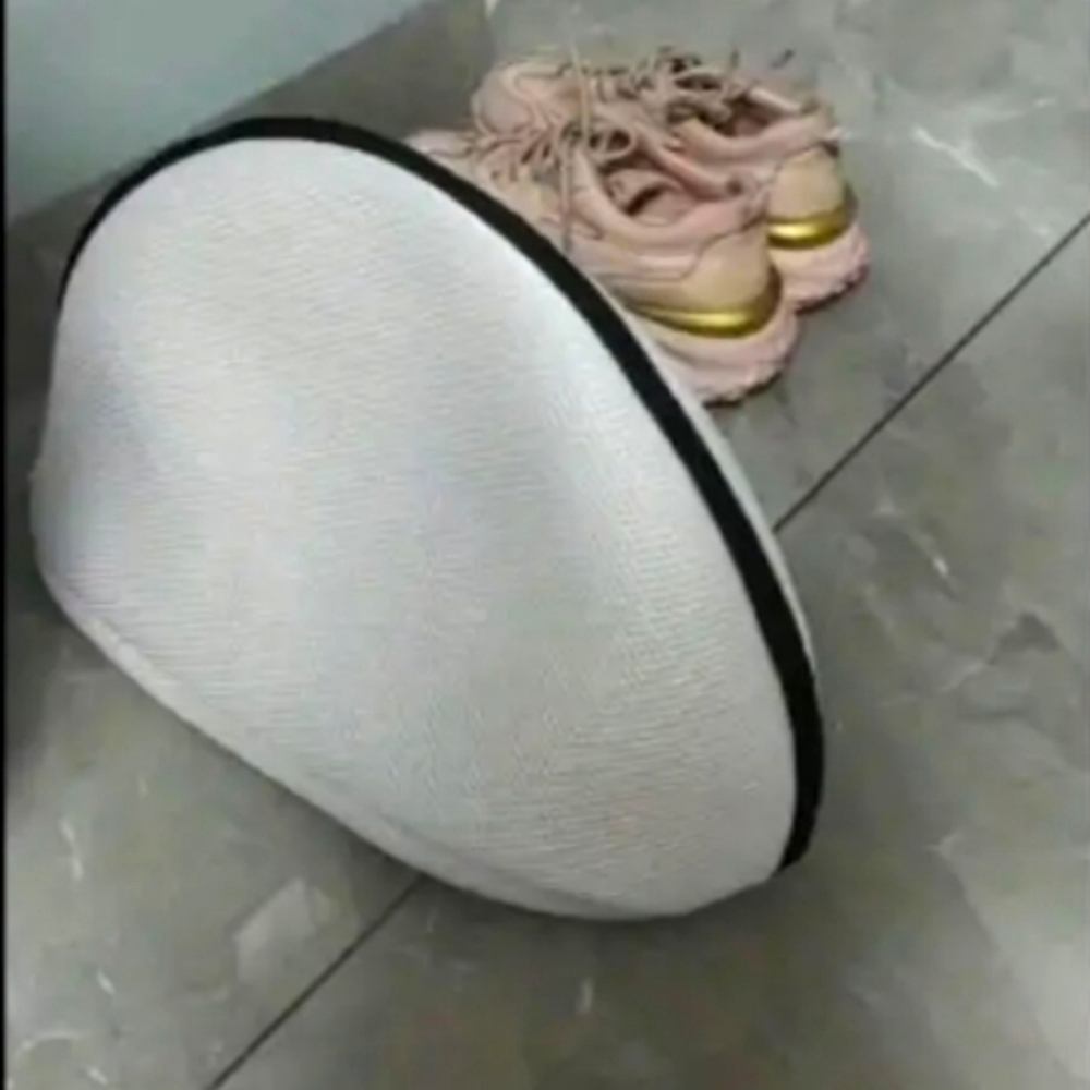 BAGS TO STORAGE YOUR SHOES OR FOR TRAVELING, bundle of 10 .
